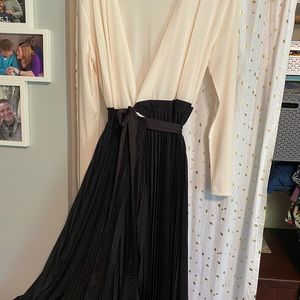 LuLaRoe Deanne Elegant Dress